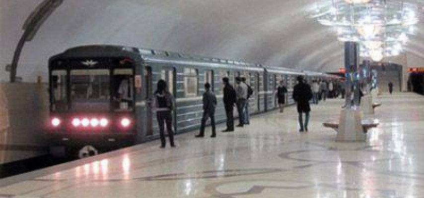 Metrodakı ayaqyolularından bütün turistlər İSTİFADƏ EDƏ BİLƏCƏK?