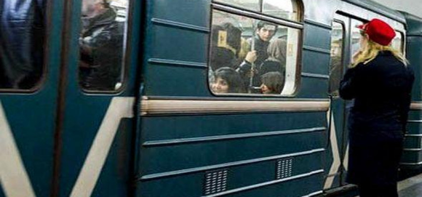 Bakı metrosunda sərnişin öldü