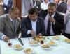 Baş nazir taksi sürücüləri ilə çığırtma yedi