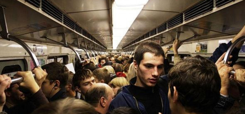 Metrostansiyaların adının ingiliscə səsləndirilməsi ləğv olunacaq