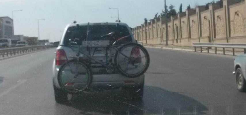 Nömrəni avtomobilin harasına vurmaq olar?