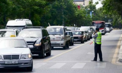 Sürücülər, diqqətli olun! – Zolaq məsələsi