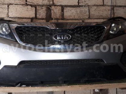 KIA Sorento ön hissəsi