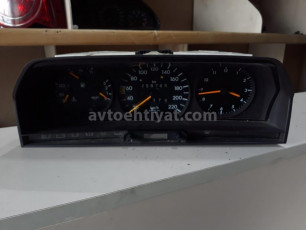 Mercedes 190 süret paneli