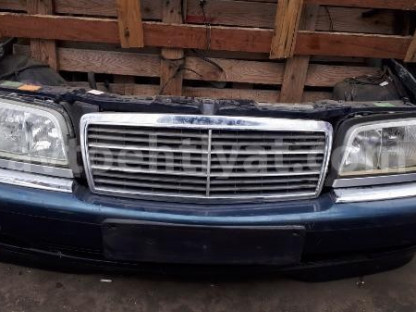Mercedes c220 qabaqliq