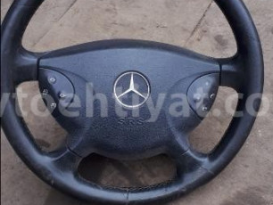 Mercedes Panorama rul