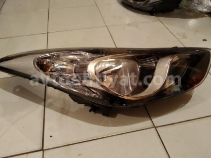 Elantra 2015 sağ fara