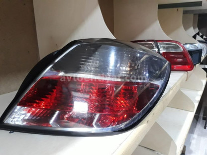 Opel Astra H stop