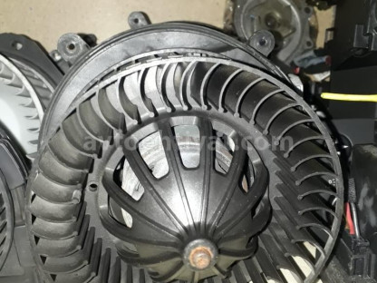 Mercedes 210 peçin mühərriki