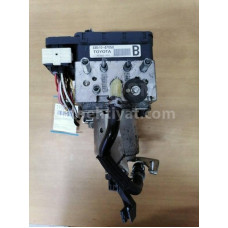Toyota Prius abs blokun dəyişdirilməsi