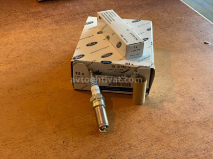 Fusion üçün orijinal mühərrik şamı. (2.0 motor.)