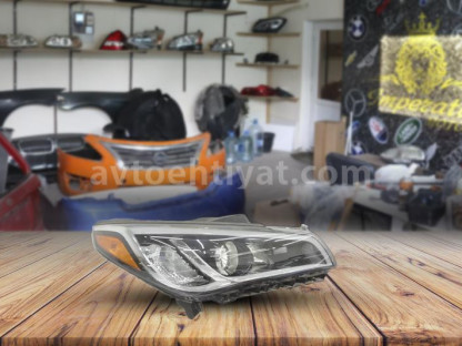 Hyundai Sonata farası