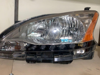 Nissan Sentra B17 sol fara