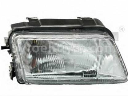 Audi A4 əsas işıqları