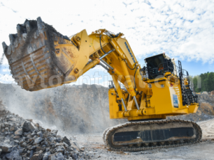 KOMATSU
