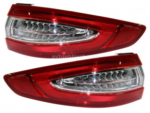Ford Fusion arxa stop işıqları