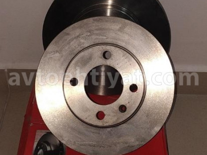 Volkswagen Jetta apornu disk