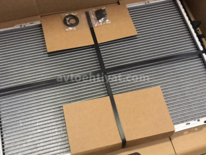 BMW 750i,iL E38 su radiatoru