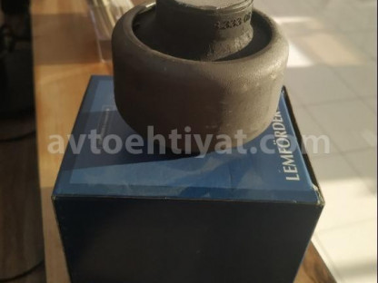 Mercedes Sipirinter Razvalni vutulka
