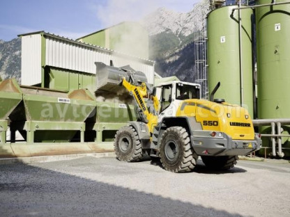 LIEBHERR 01